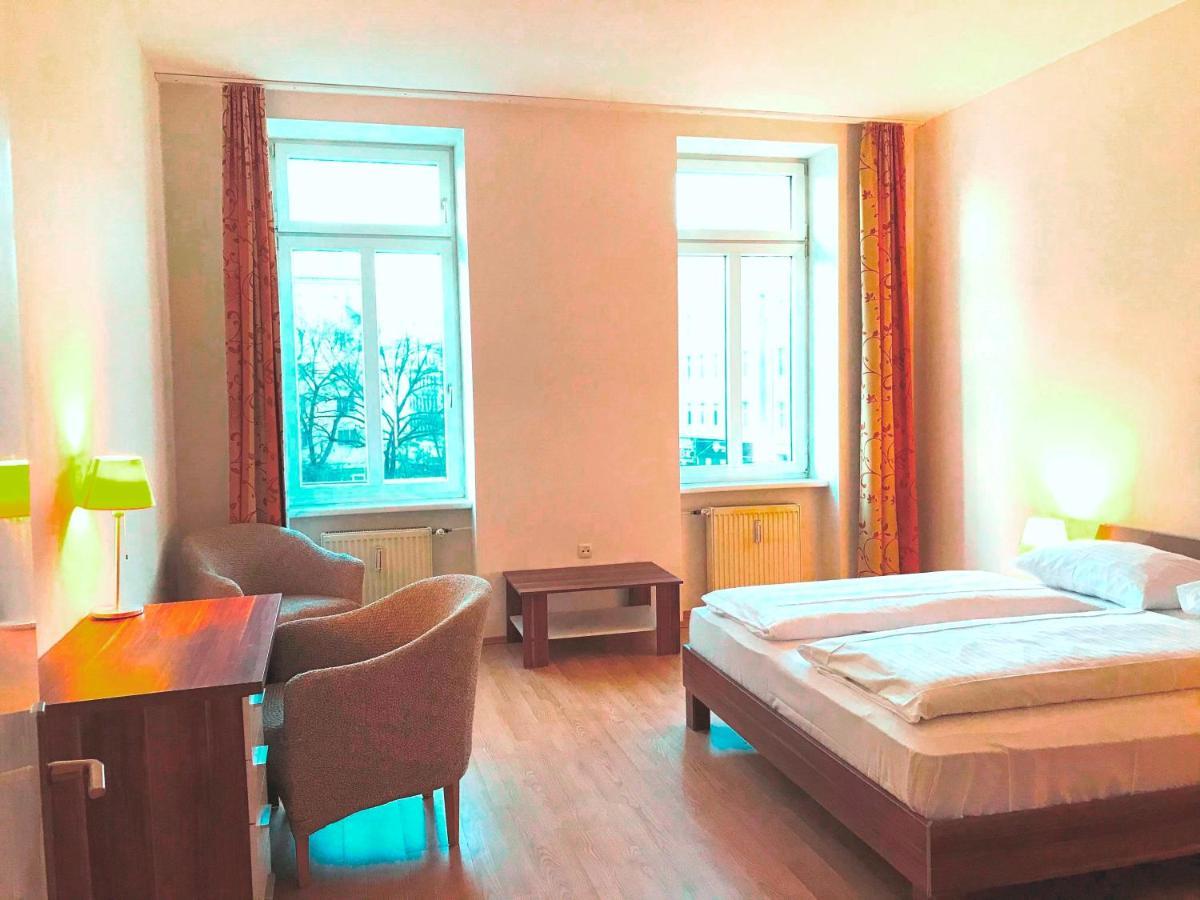 Act Apartments Wina Bagian luar foto
